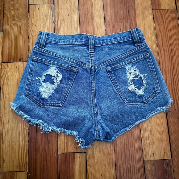 MINKPINK Denim Distressed High Waisted Shorts - Picture 2 of 7